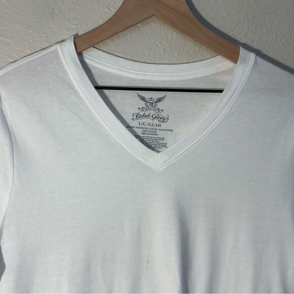 Faded Glory White Long Sleeve Tee Women’s L V-Neck Soft. - Picture 3 of 7